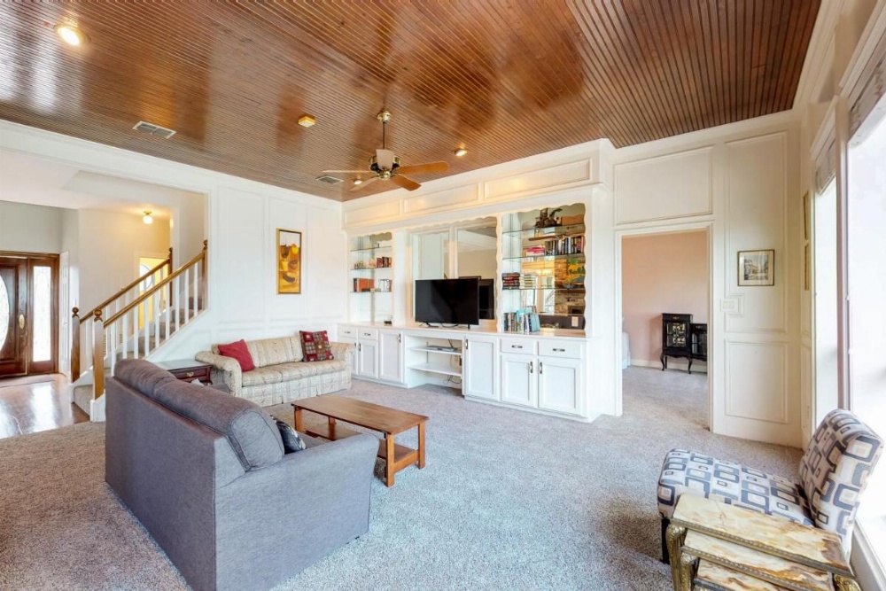 Maverick Mountaintop Retreat